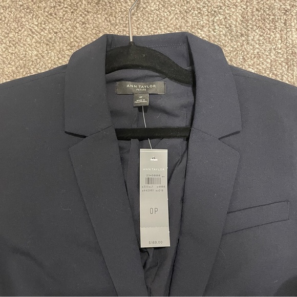 Ann Taylor Navy Blazer - Picture 6 of 6
